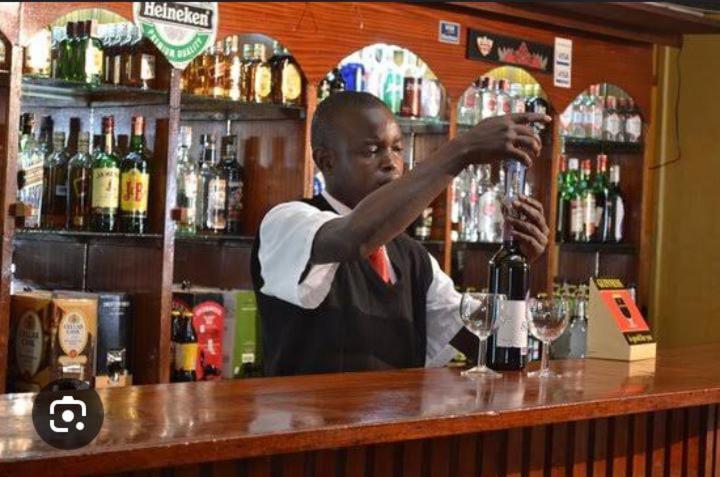 Golden Gates Hotel Thuthuriki Extérieur photo